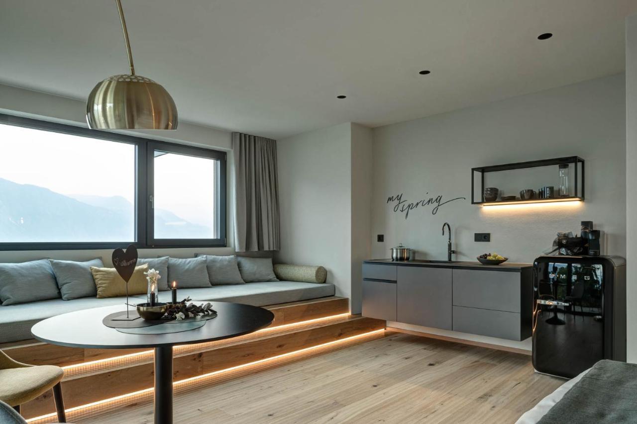 My Spring - Panoramic Suites Лана Екстериор снимка